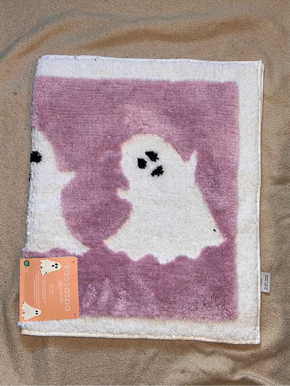 KASSATEX 21x34 Pink And White Cheerful Ghosts Plush Bath Rug NWTS